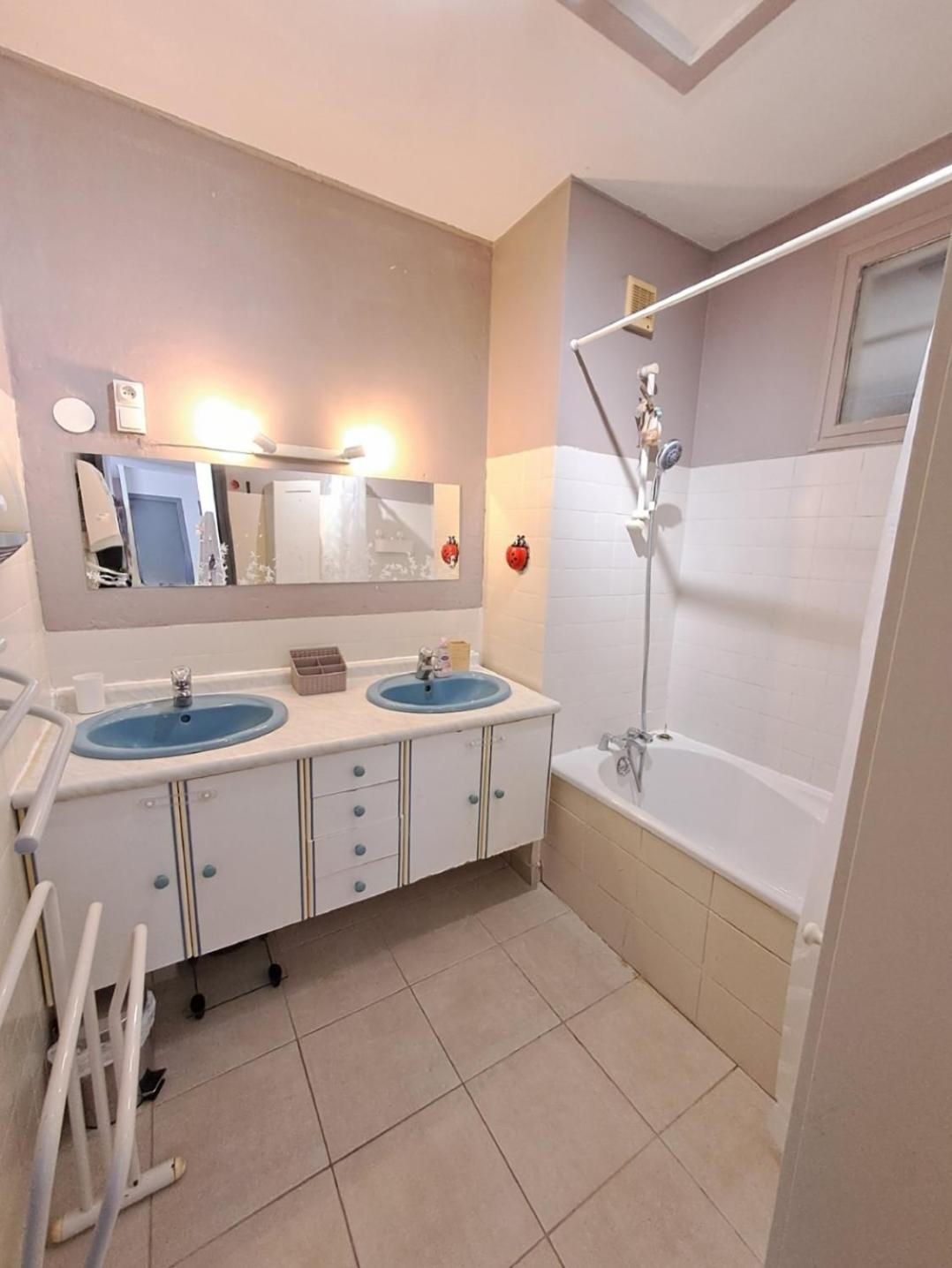 Le Ces-Spacieuse Maison - Wifi Jardin - Parking Gratuit - 15Min Des Plages Beziers Exterior photo